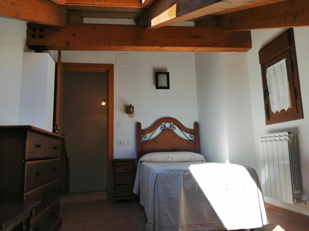 Apartamentos Mobison Salinas de Bielsa Exterior photo