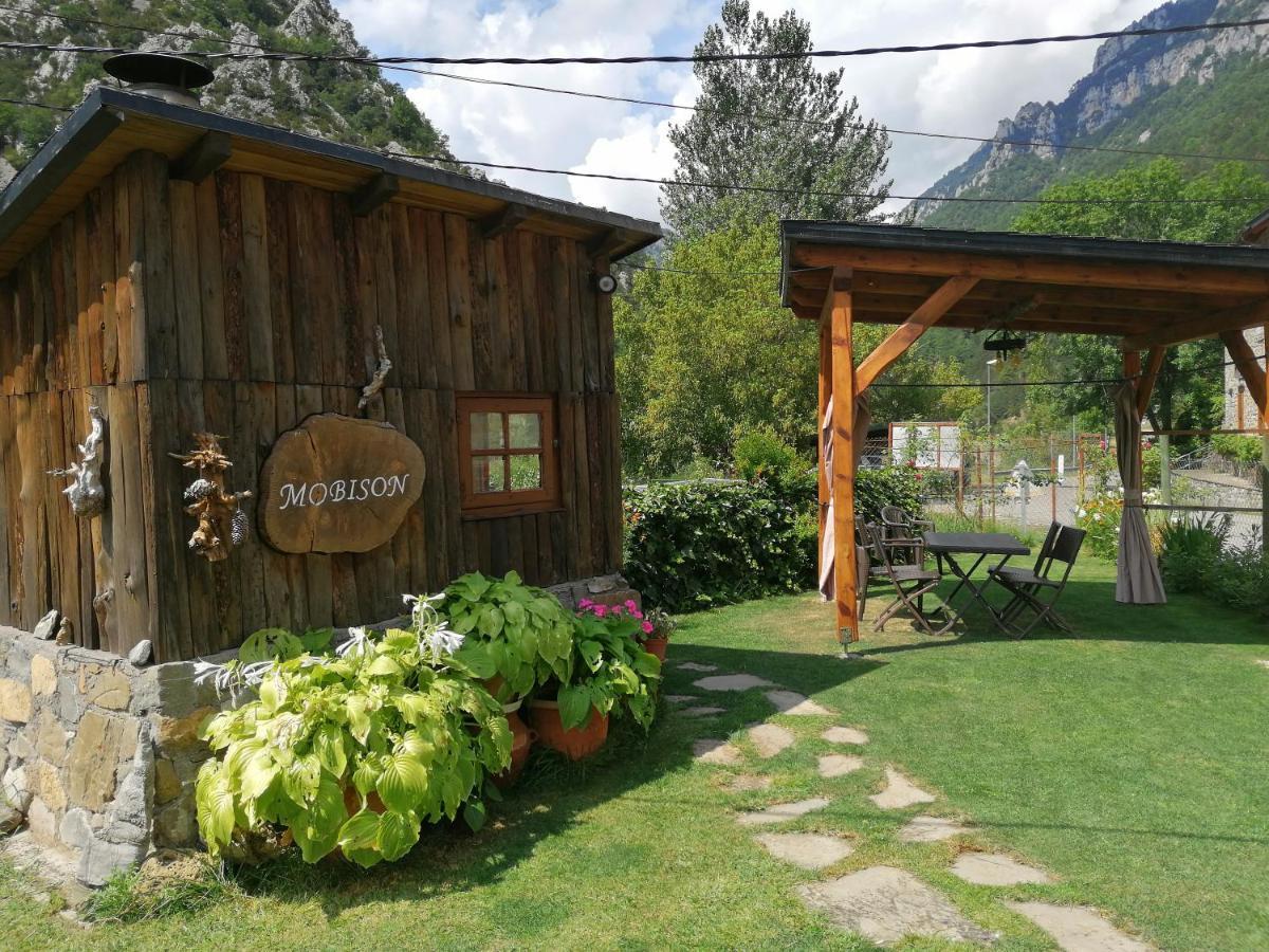 Apartamentos Mobison Salinas de Bielsa Exterior photo